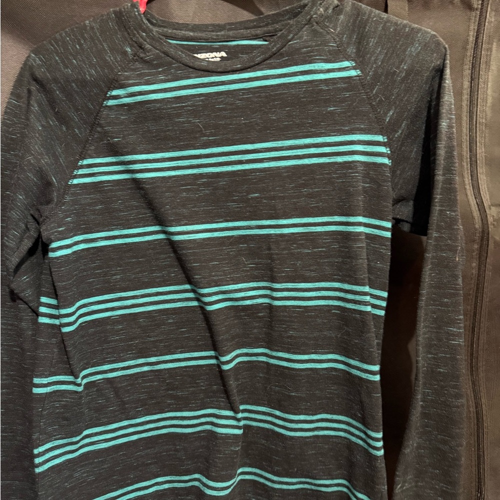 Arizona Jean Company Black and Teal Long Sleeve Shirt